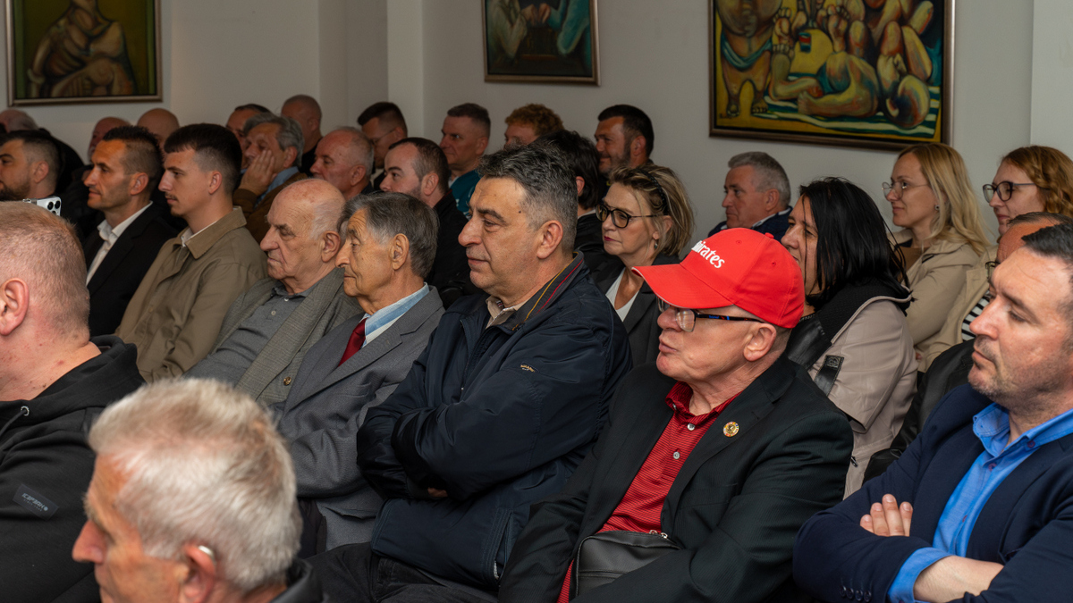 Promocija knjige Brana Milacica 3