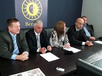 Spona potpisivanje memoranduma